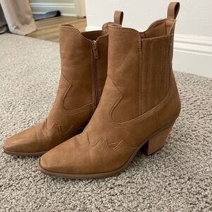 Dolce Vita Booties
